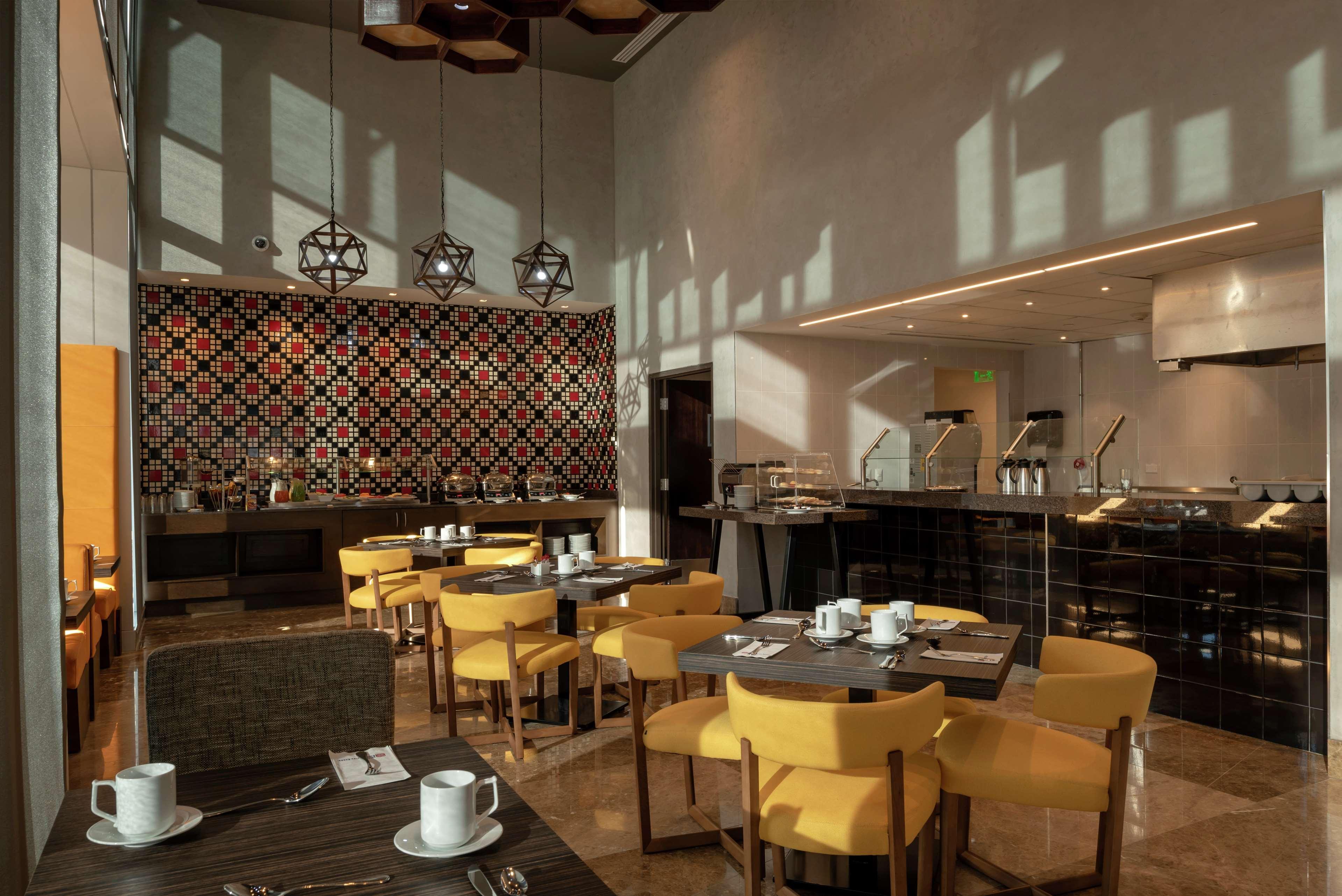 Hilton Garden Inn צ'יוואווה מראה חיצוני תמונה