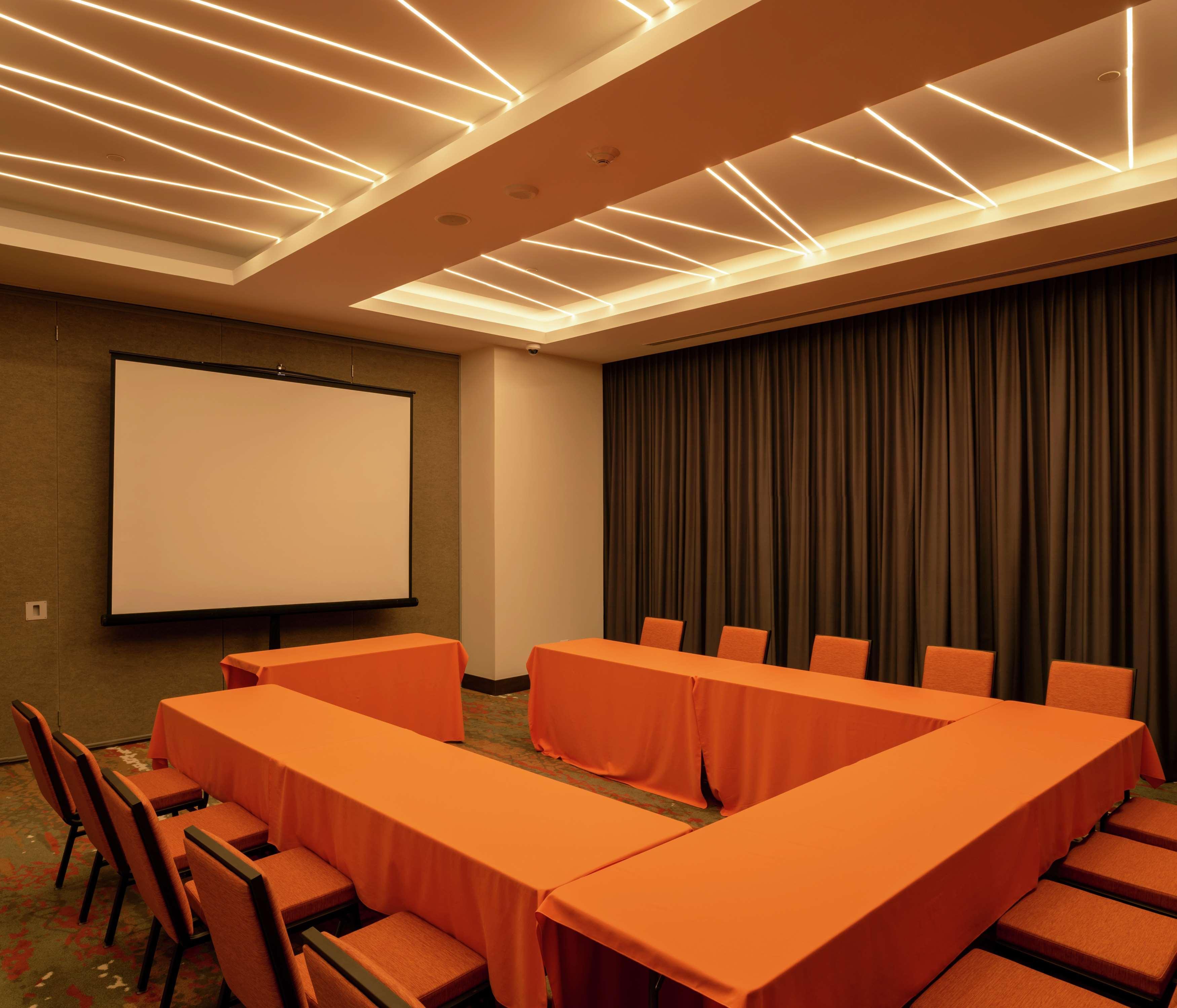Hilton Garden Inn צ'יוואווה מראה חיצוני תמונה