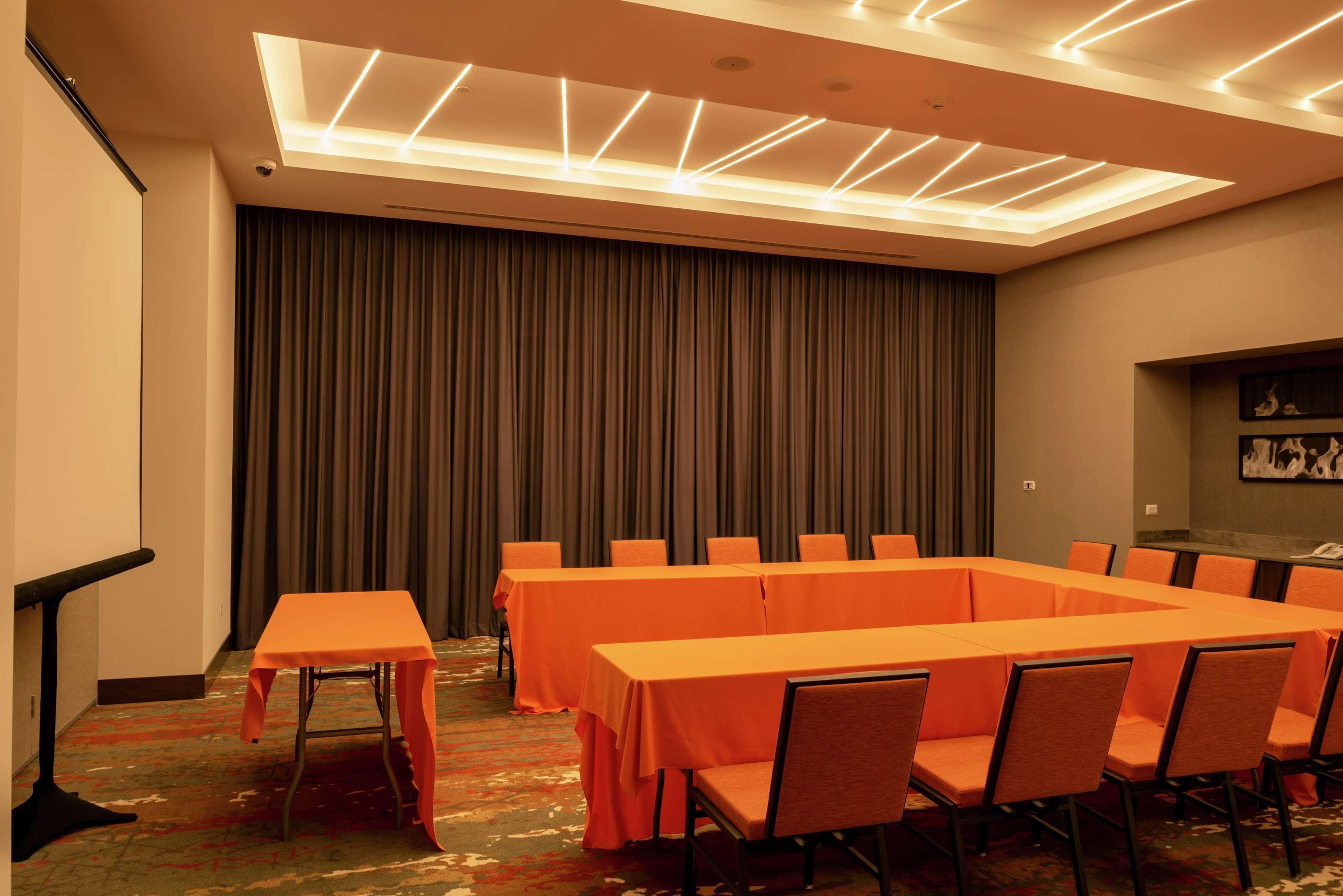 Hilton Garden Inn צ'יוואווה מראה חיצוני תמונה
